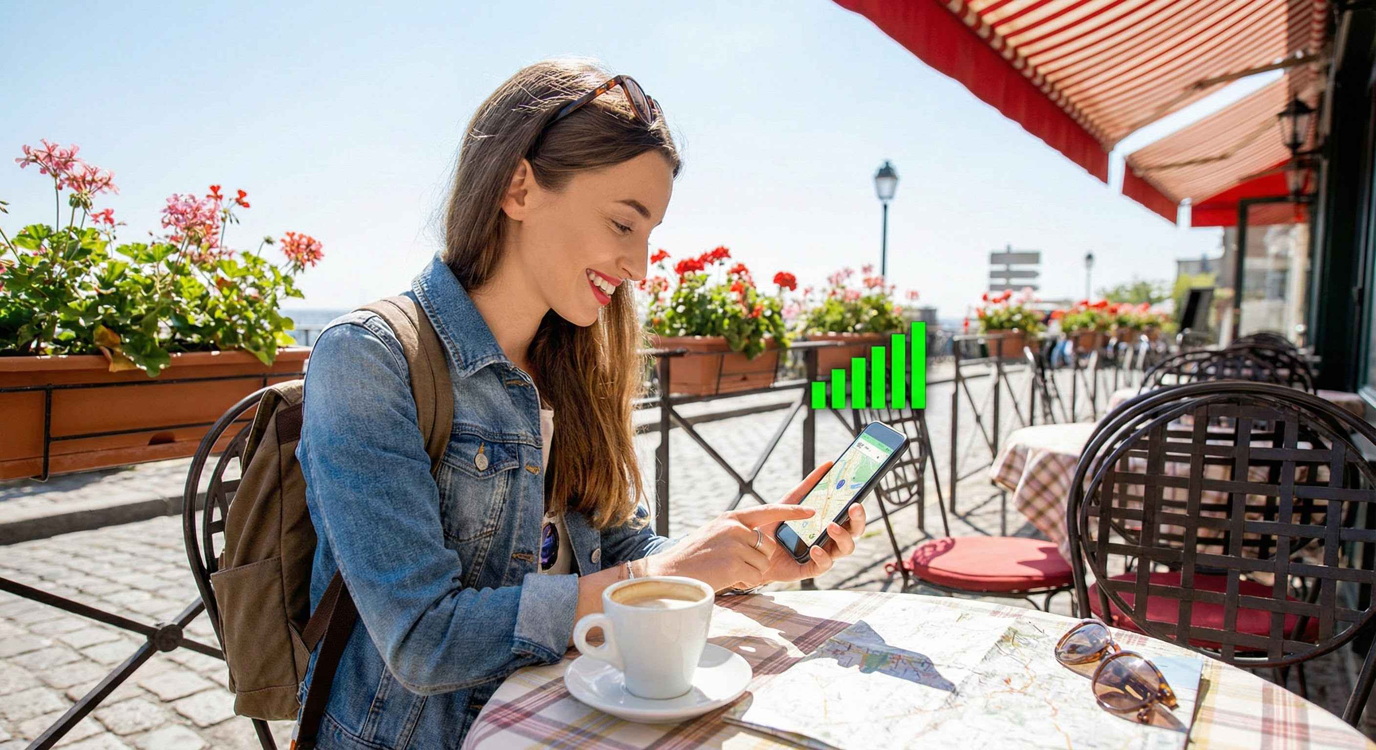 Gl&uuml;ckliche Touristin nutzt mobiles Internet im Ausland dank Cellesim eSIM.